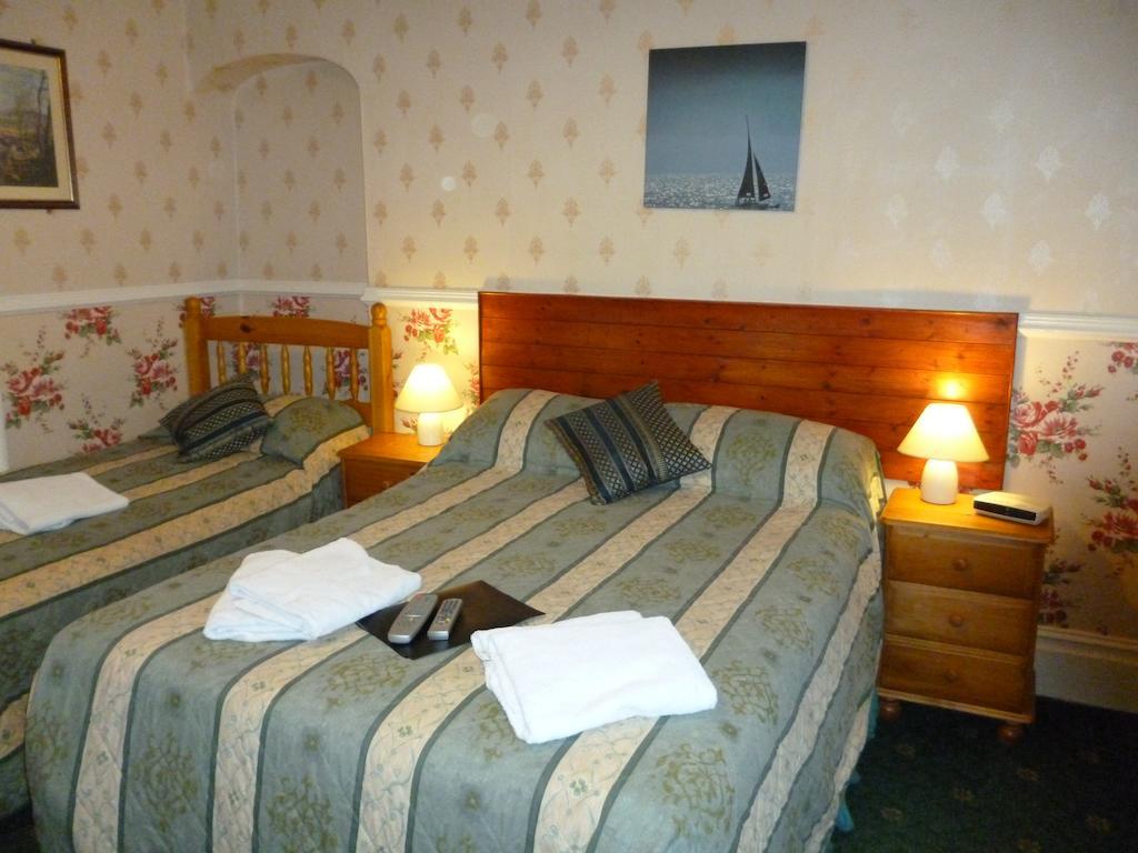 Weybourne Guest House تينبي الغرفة الصورة